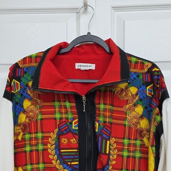 Janeve Vintage 90s Plaid Jacket with Crest Design - Picture 3 of 9